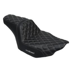 Rise Up Seat for Harley® Touring ‘23.5-’25 (Diamond / Silver Stitch)