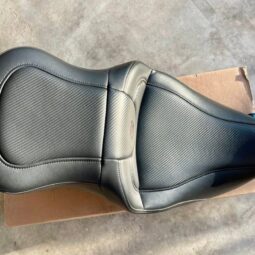 Saddlemen Roadsofa CF Carbon Fiber 2-Up Seat