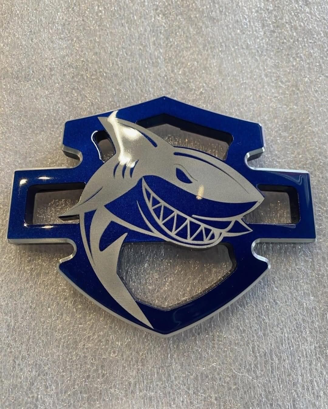 SHARK Custom Gas Tank Aluminum Emblems For Touring 2024+ BLACK & RED - Image 23