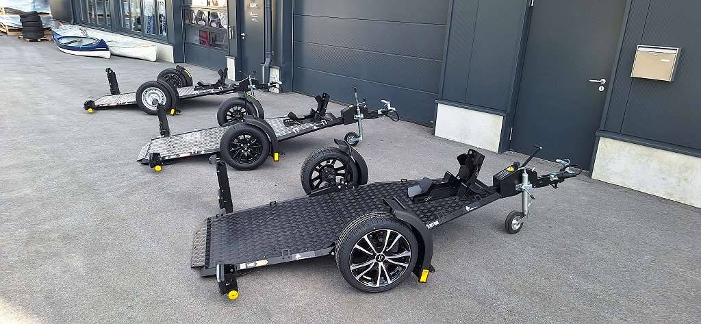NEW VERSION IN STOCK & 750 KG MT1 MT2 MT BLACK EDITION Motorcycle Trailer with lowering function - Image 4