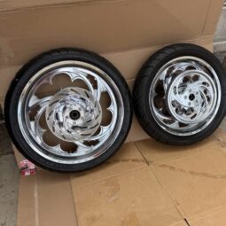 RC Components Savage Wheel Package – 21”/18” Chrome