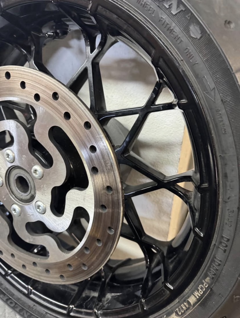 OEM Harley-Davidson Prodigy Wheel Set – 2022 Road Glide Special - Image 6